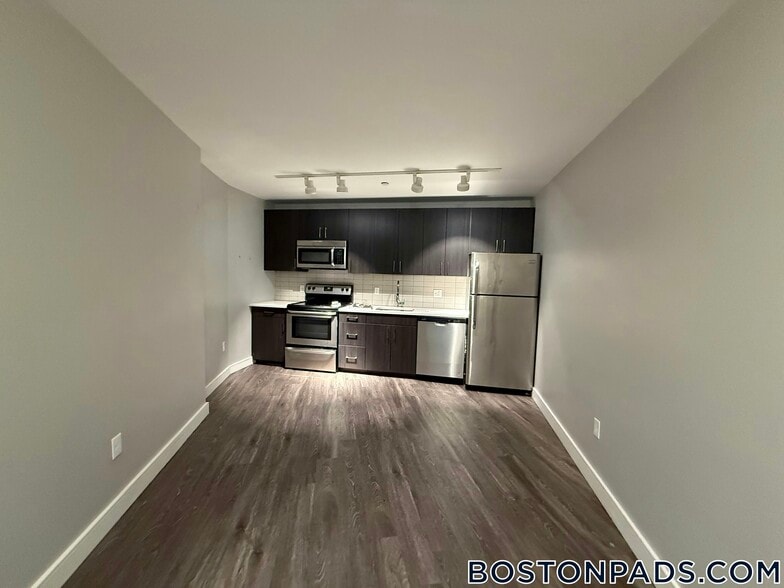 Building Photo - 23 Central Ave