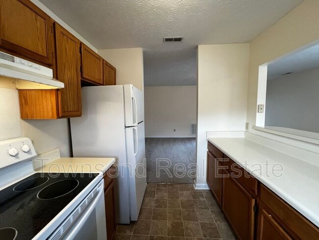 Building Photo - 1031 Ancestry Dr