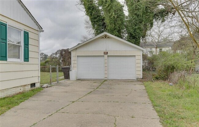 Building Photo - 106 Hodges Manor Rd