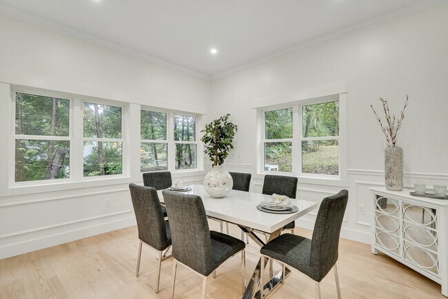 Building Photo - 22 Estabrook Rd