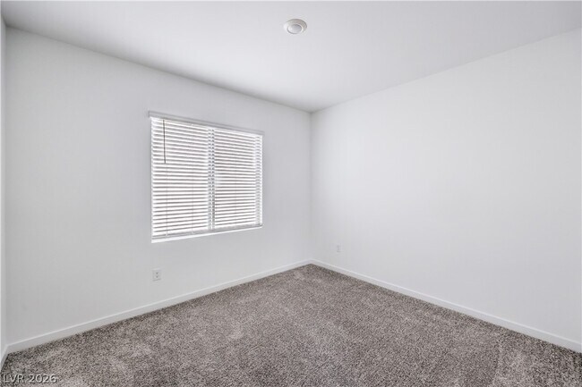 Building Photo - 11804 Waterbird Ave