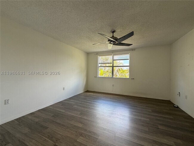 Building Photo - 12619 NW 11th Pl