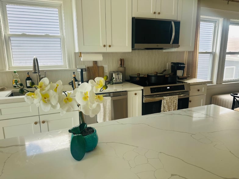 Building Photo - 49 Haskell Ave