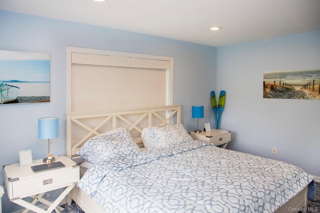 Building Photo - 16 Laila Ln