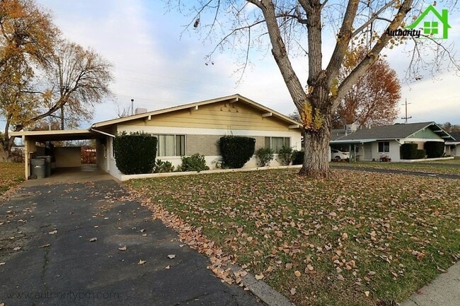 Building Photo - 6195 Verde Vale Ct