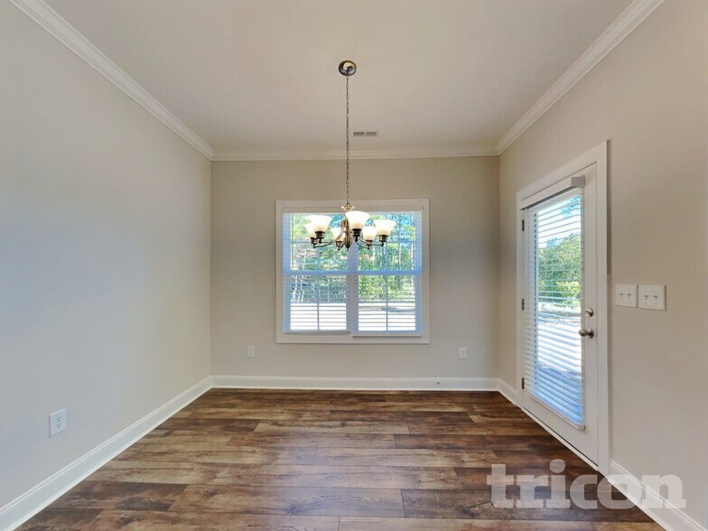 Building Photo - 107 D L Phillips Ln