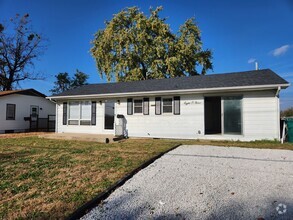 Building Photo - 3 Bedroom House in Cahokia Heights