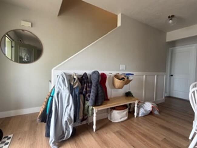 Building Photo - Beautiful 4 Bed / 2.5 Bath Home in Quiet Neighborhood