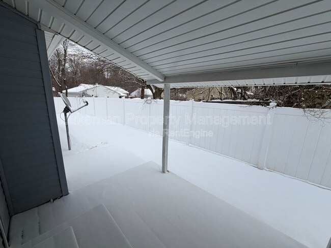 Building Photo - 4726 Hanover Ave