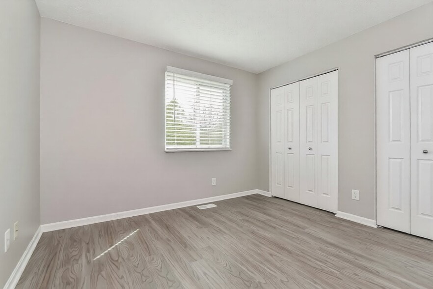 Building Photo - 1825 Keystone Lakes Dr