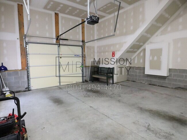 Building Photo - 3906 Glacier Bay Ct