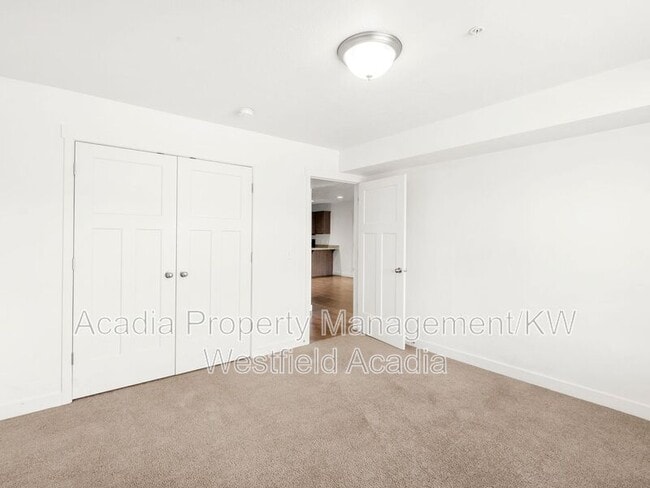 Building Photo - 166 W 1000 S