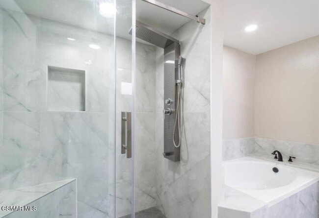 Building Photo - 382 Rockedge Dr