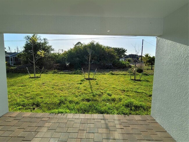 Building Photo - 6305 Shaw St