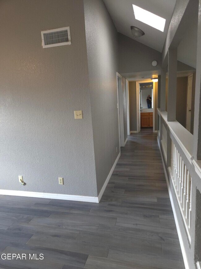 Building Photo - 4629 Loma Grande Dr