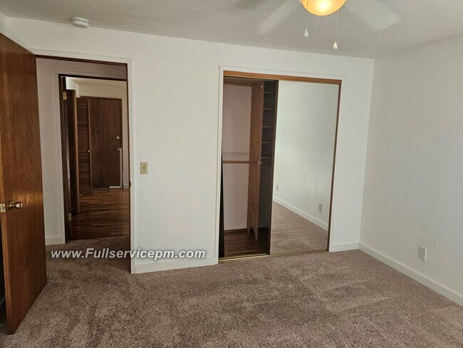 Building Photo - Home sweet home-You need to check this wonderful home out!!