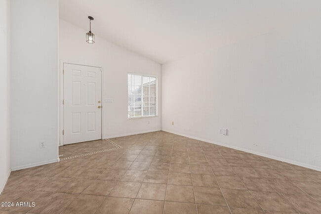 Building Photo - 22316 W Woodlands Ave