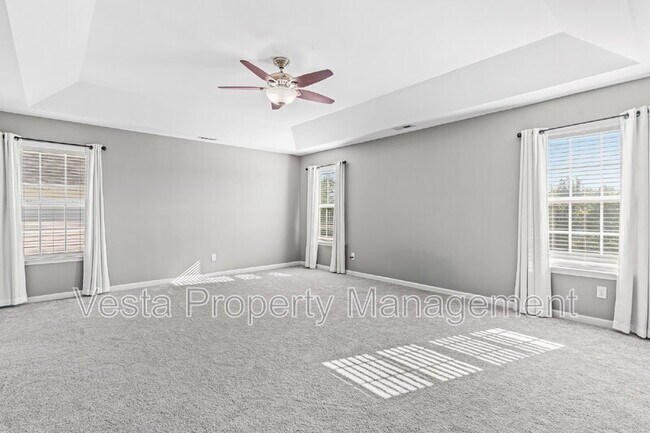 Building Photo - 172 Roanoke Rd
