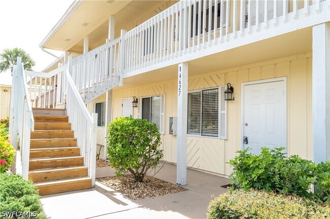 Building Photo - 4627 Bayshore Dr