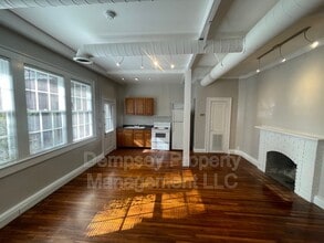 Building Photo - 316 Caplewood Dr