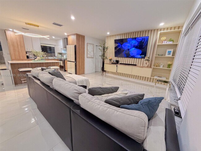 Building Photo - 7951 NW 37th Dr