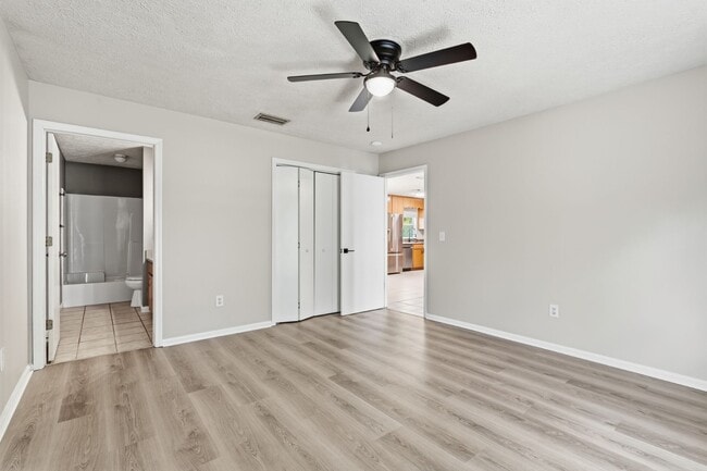 Building Photo - 533 Joseph Cir