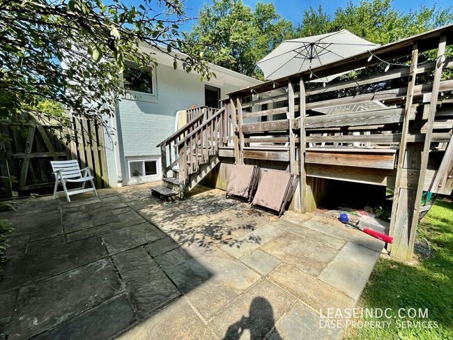 Building Photo - 4439 Springdale St NW