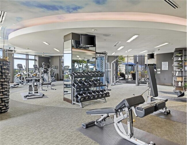 Building Photo - 117 1/2 Sandra Muraida Way