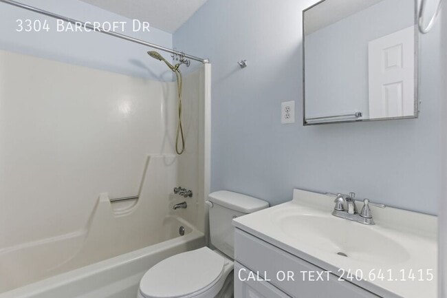 Building Photo - 3304 Barcroft Dr