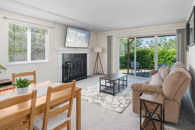 Building Photo - 4918 110th Avenue Ct E