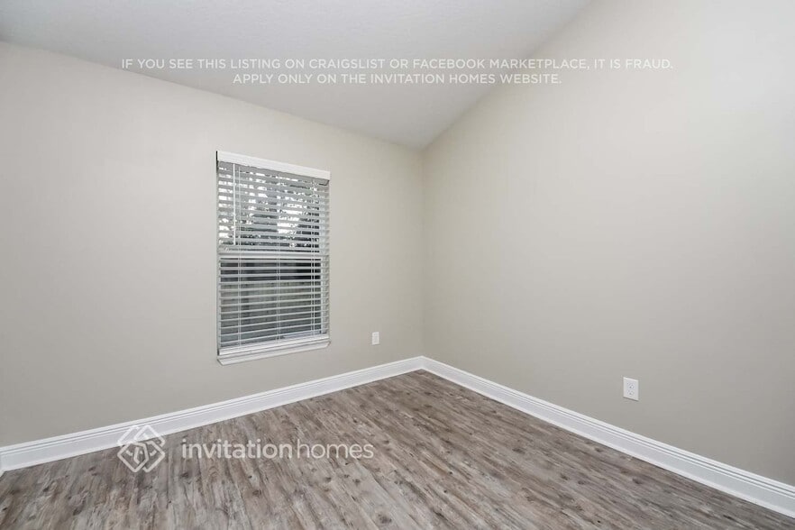 Building Photo - 1297 Alaqua Way