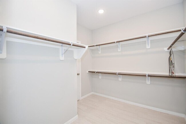 Building Photo - 30518 Night Heron Ln
