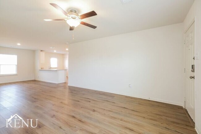 Building Photo - Coming Soon!