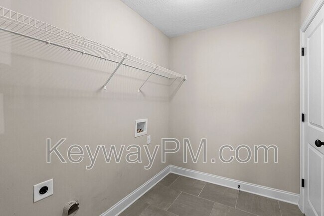 Building Photo - 2208 Jeannie Bell Ct