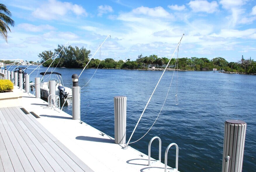 Primary Photo - 1160 N Federal Hwy