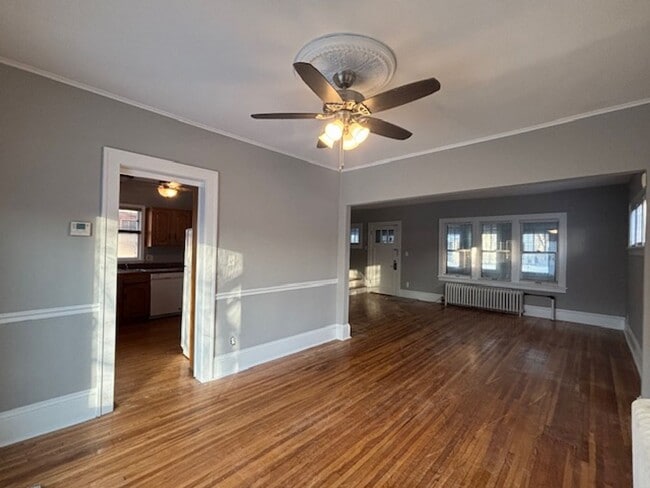 Building Photo - Super Cute 4BR/1 BA Single-Family Home in a Great St. Paul Neighborhood!