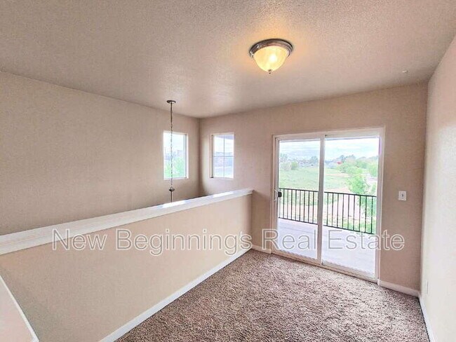 Building Photo - 2562 Ellingwood Dr
