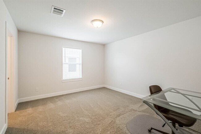 Building Photo - 340 Cavil Barrier Ln