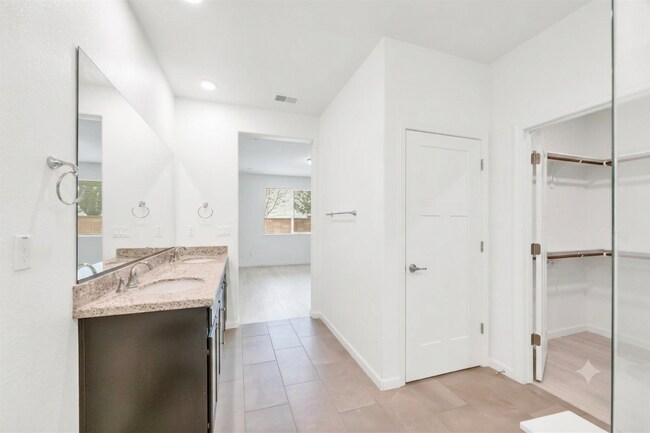 Building Photo - 5029 Copper Sunset Way