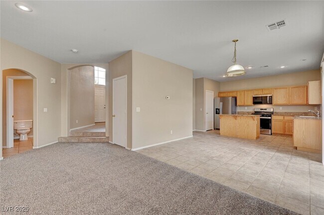 Building Photo - 893 Dancing Vines Ave