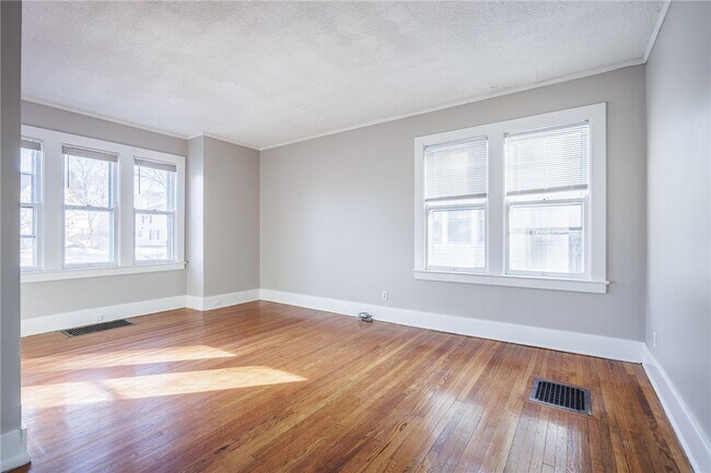 Building Photo - 1609 Culver Rd