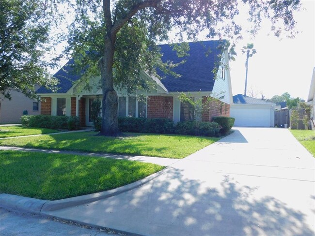 Building Photo - 11430 Sagemeadow Ln