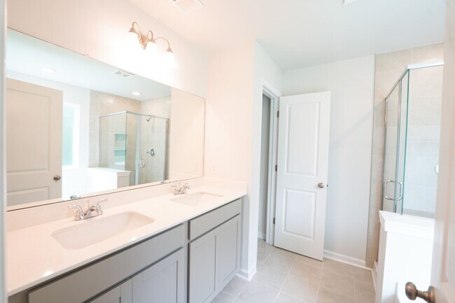 Building Photo - Available Soon!