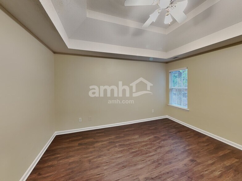 Building Photo - 4604 Young Deer Dr