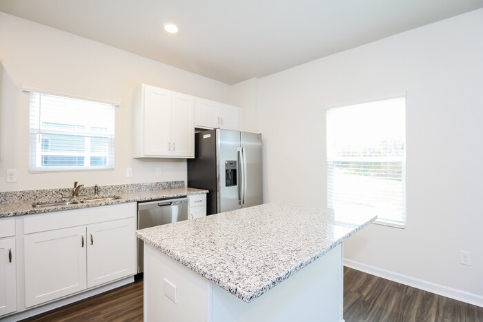 Building Photo - 351 Augustine Dr