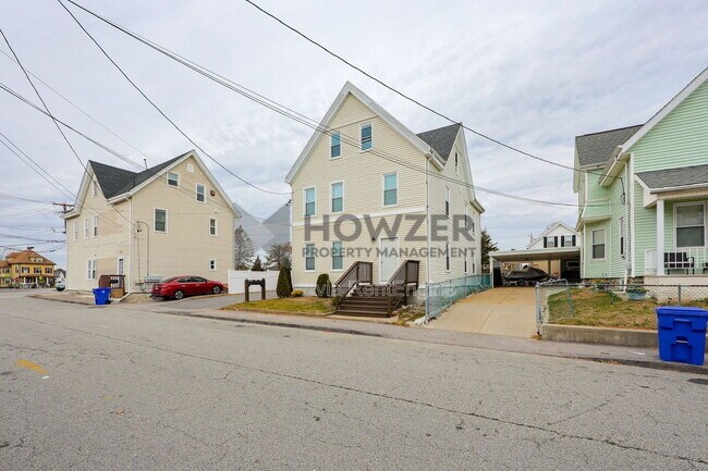 Building Photo - 4 E Broadway