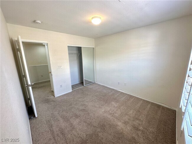 Building Photo - 9983 Alder Springs Ct