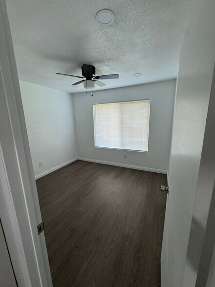 Building Photo - 8740 Lomita Dr