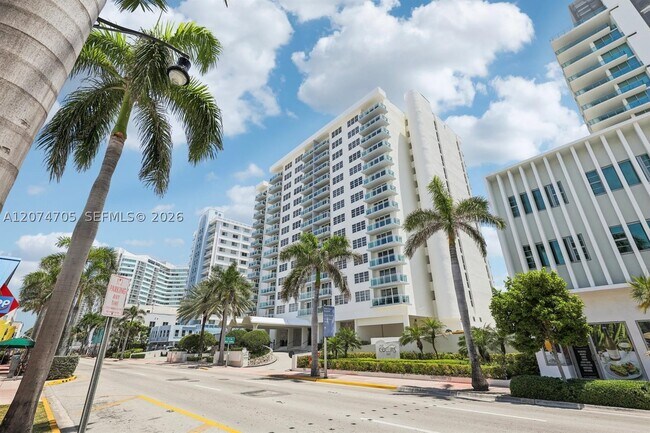 Building Photo - 6917 Collins Ave