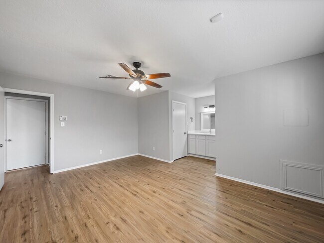 Building Photo - 327 Muirwood Ln